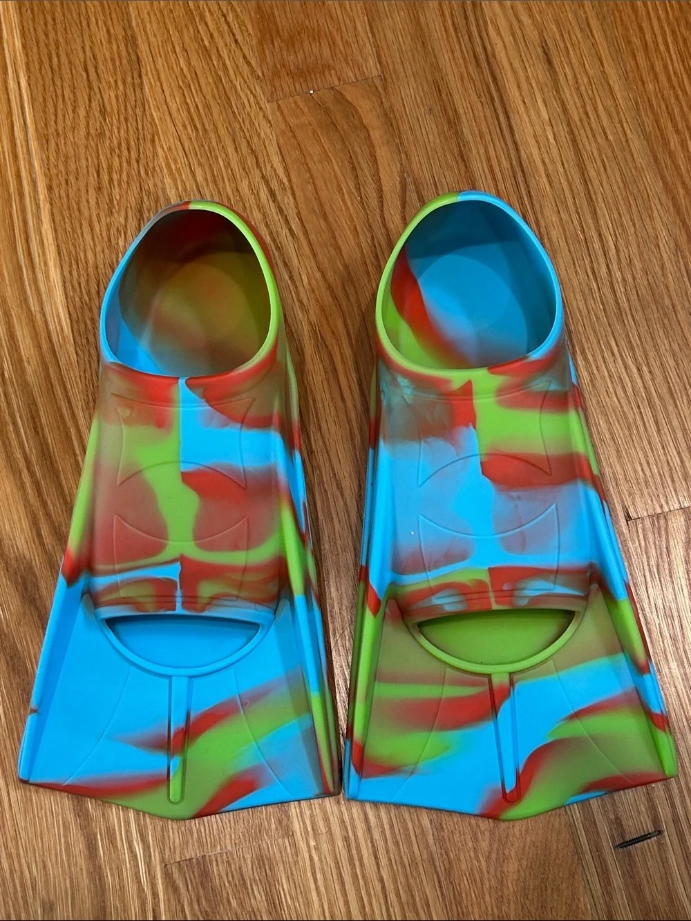 Kids Water Fins Blue, Green, Red flipper shoes boys size USA 1.5-2 flippers